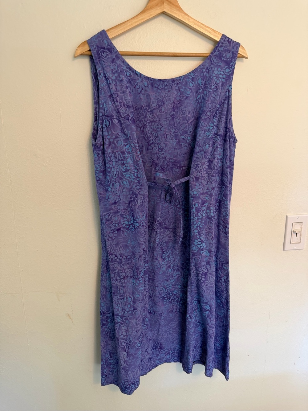 Purple Button-Front Sleeveless batik shell buttons vacation floral - Picture 3 of 6